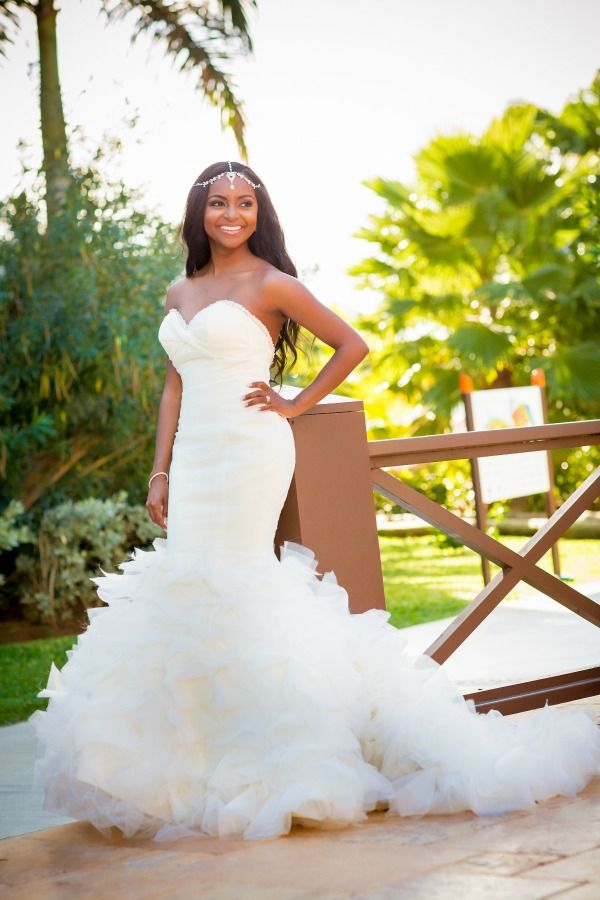 Pretty Sweetheart Ruffles Outdoor Wedding Dresses Open Back  Summer Wedding Gown WE0076