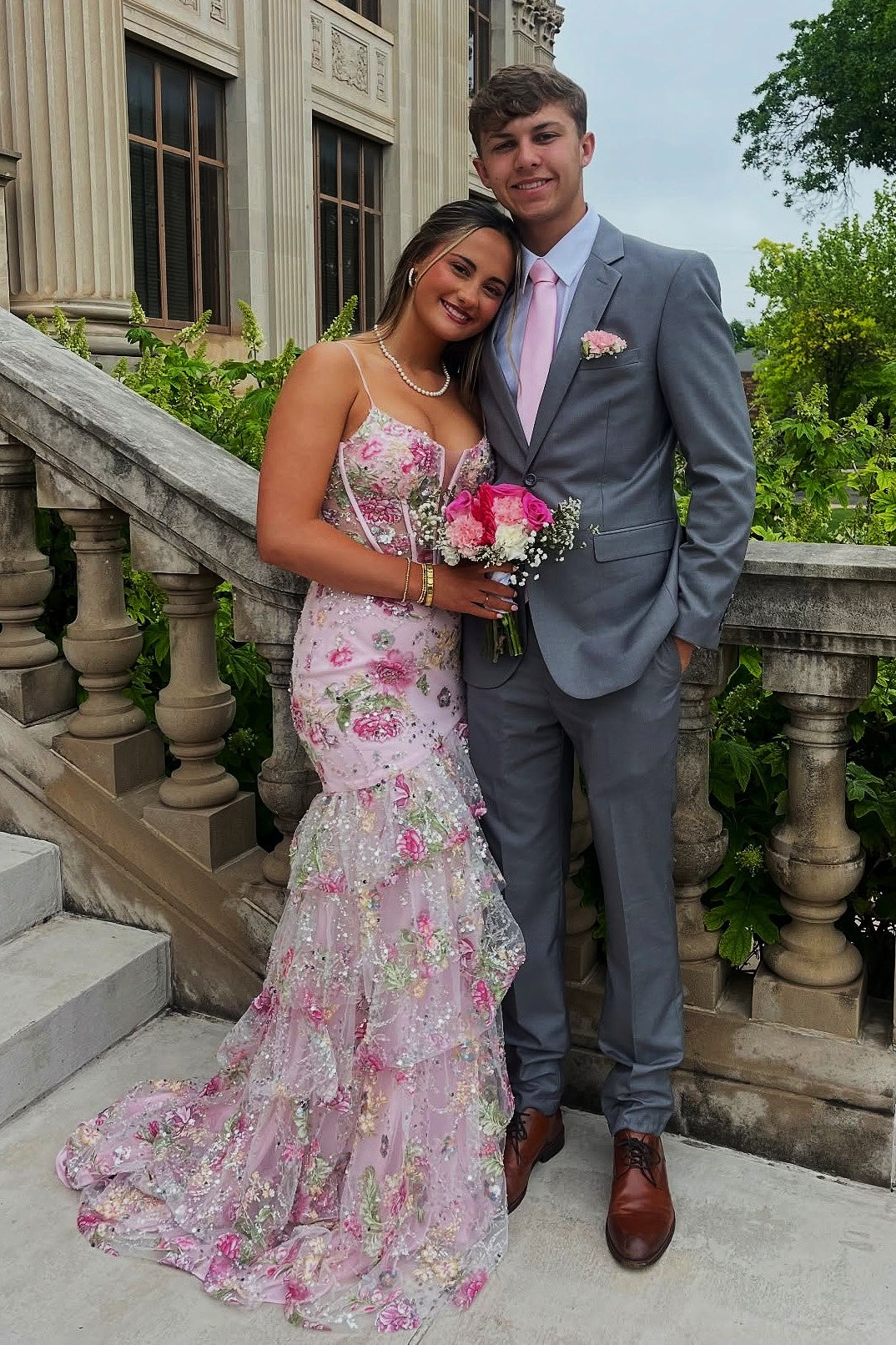 Pretty Mermaid Spaghetti Straps Pink Corset Prom Dress with Appliques