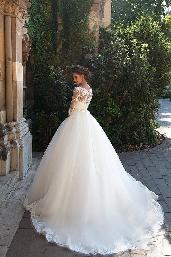 Princess Lace Half Sleeves Elegant  Ball Gown Wedding Dresses BA3678