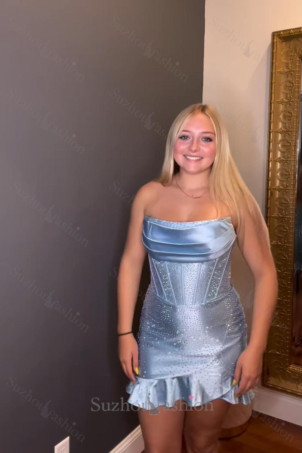 Purple Beaded Homecoming Dresses Strapless Ruffled Short Tight Cocktail Dresses