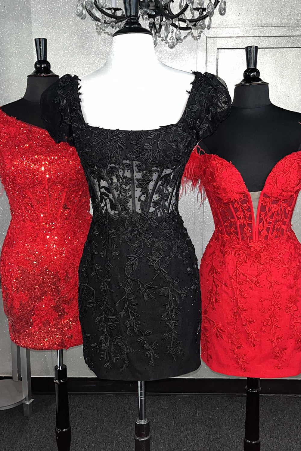 Purple Homecoming Dresses Lace Corset Tight Short Cocktail Dresses with Appliques