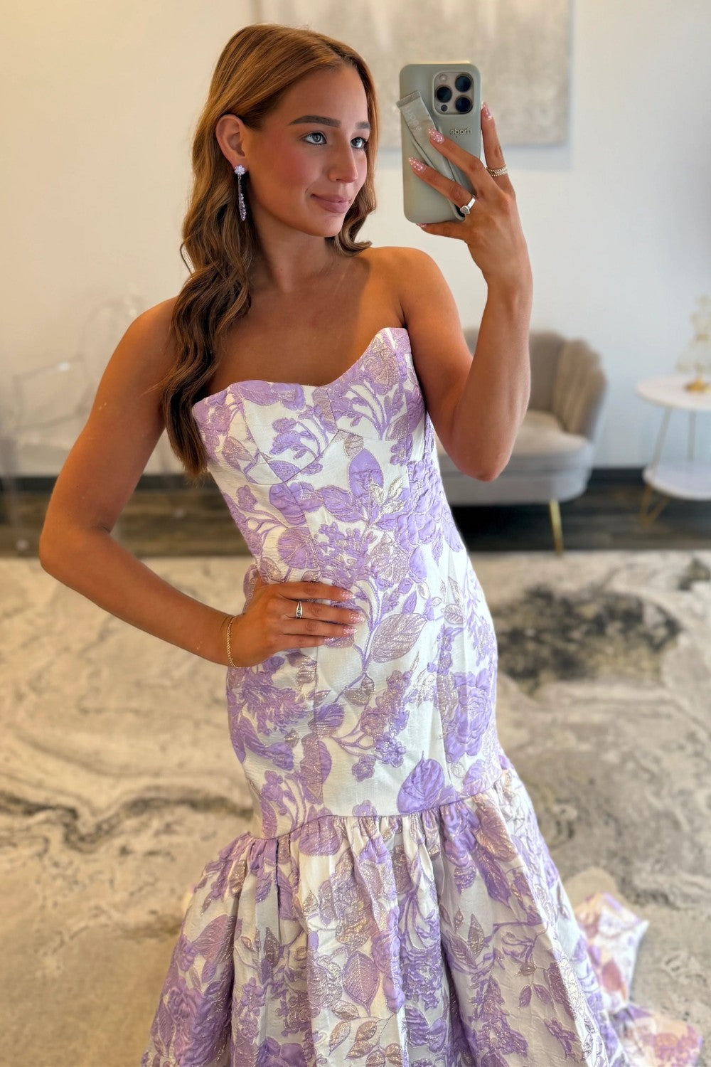 Stunning Mermaid Sweetheart Purple Long Prom Dress with Court Train - View 3 | VelvetHem