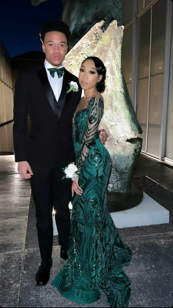 Dark Green Long Sleeves Mermaid Prom Dress