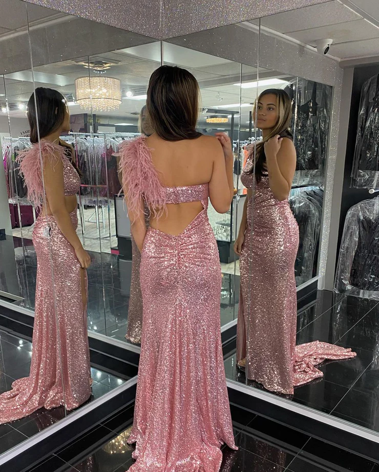 2023 Sparkly Mermaid One Shoulder Blush Sequins Prom Dresses with Slit