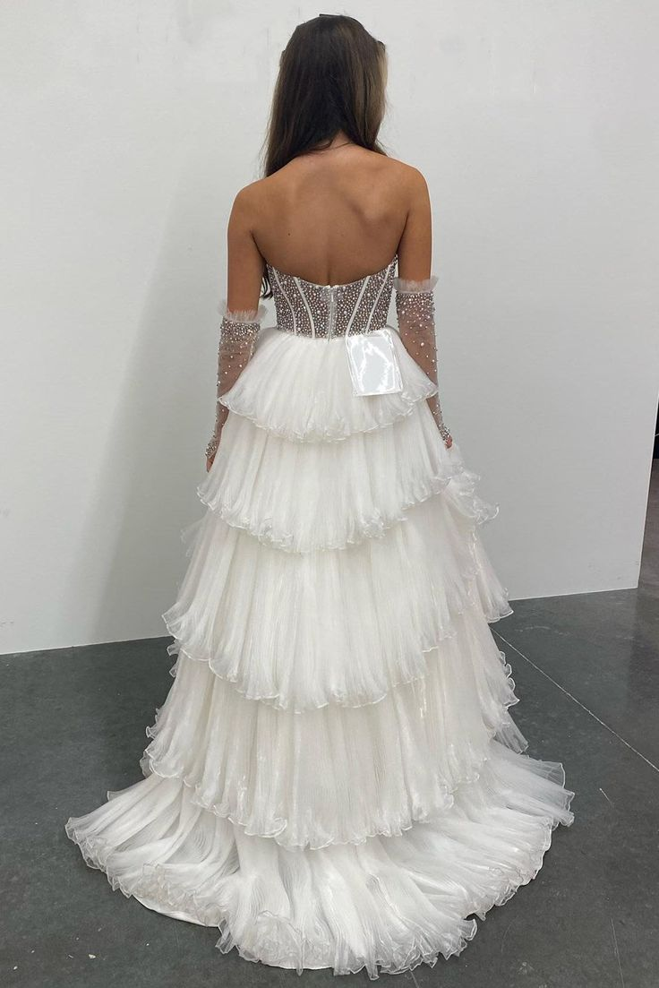 A-line Sweetheart Tiered Organza Prom Dress with Detachable Sleeves - View 2 | VelvetHem