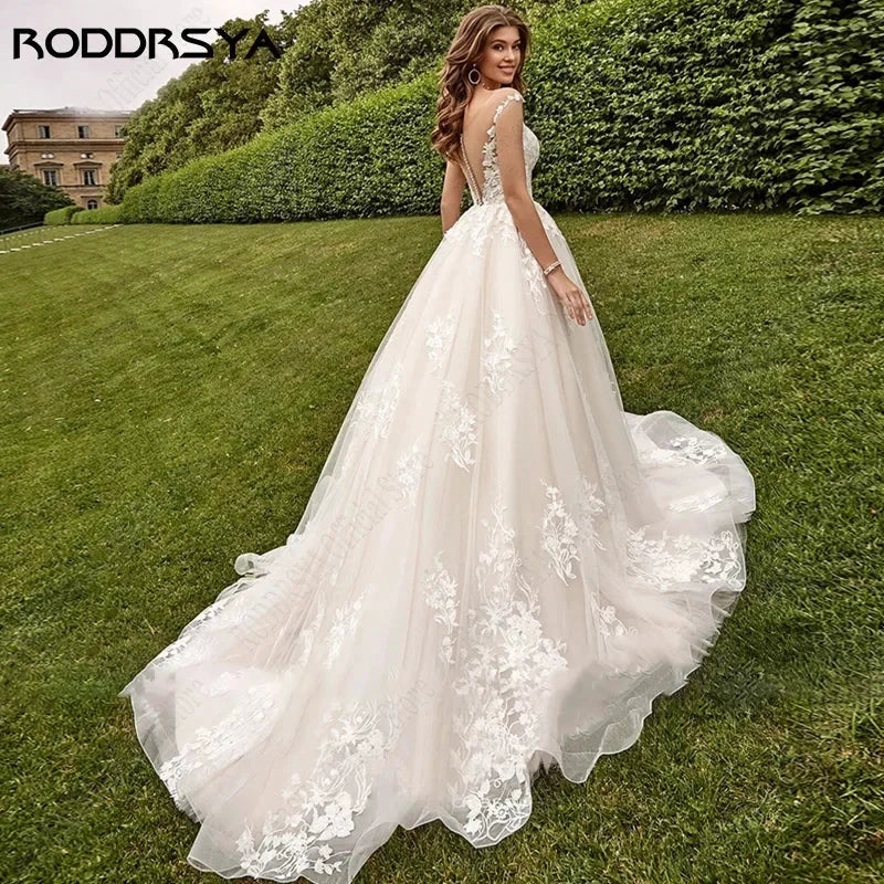 Beach Cap Sleeves Wedding Dresses Illusion Lace Buttons Back Bridal Gown Women Appliques Tulle vestidos de novia playa (ZD13407)