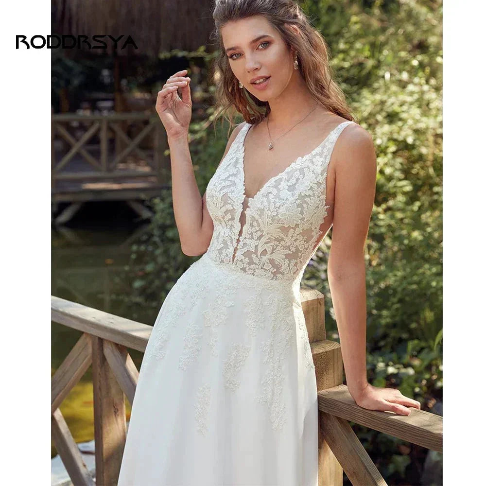 RODDRSYA Boho Wedding Dresses For Women  V-Neck Appliques Backless Bridal Gown With Button Vestidos De Novia  Custom Made (ZD13310)
