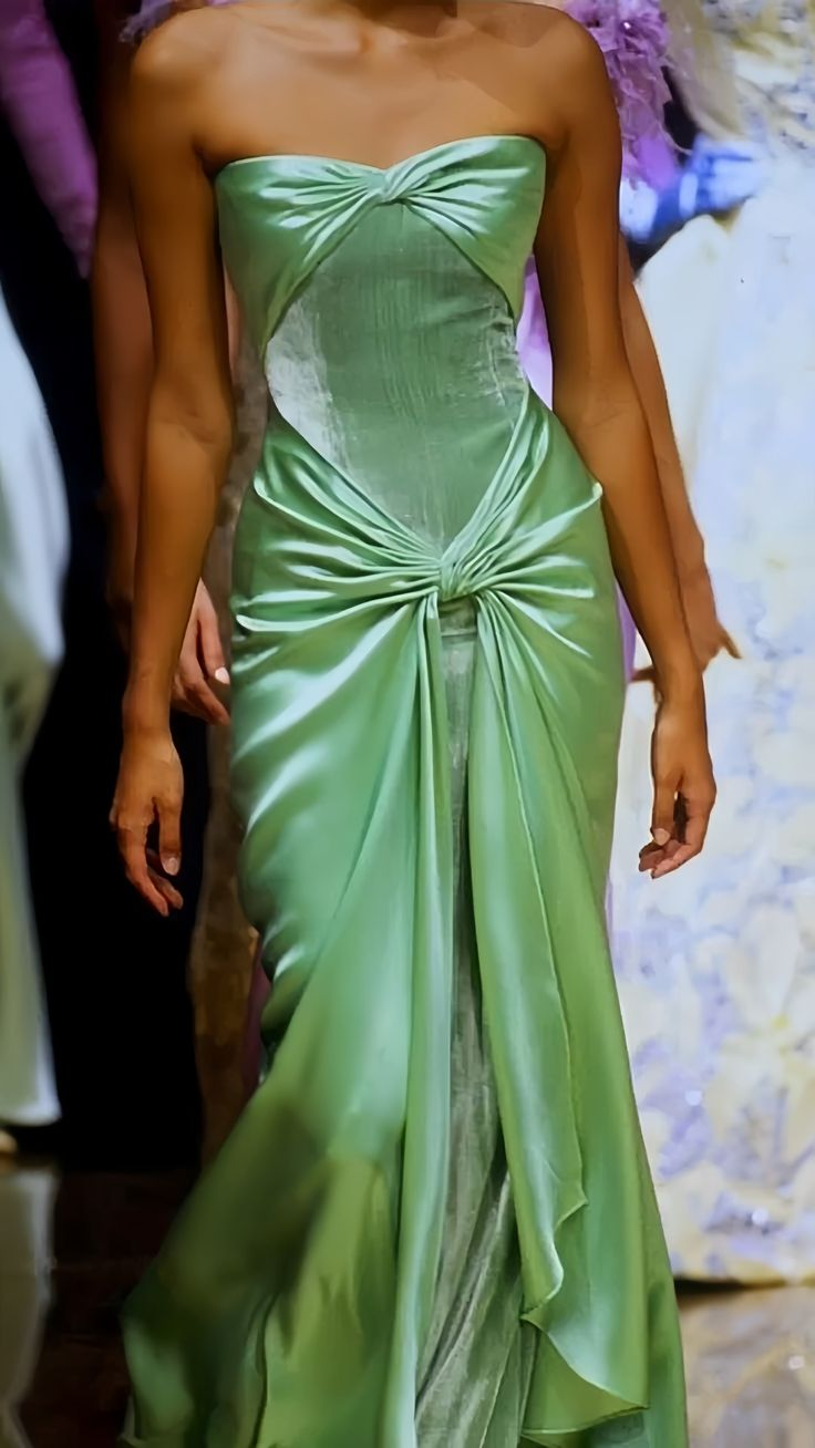 Classy Green Velvet Satin Prom Dress Strapless Evening Gown Y7725 - VelvetHem