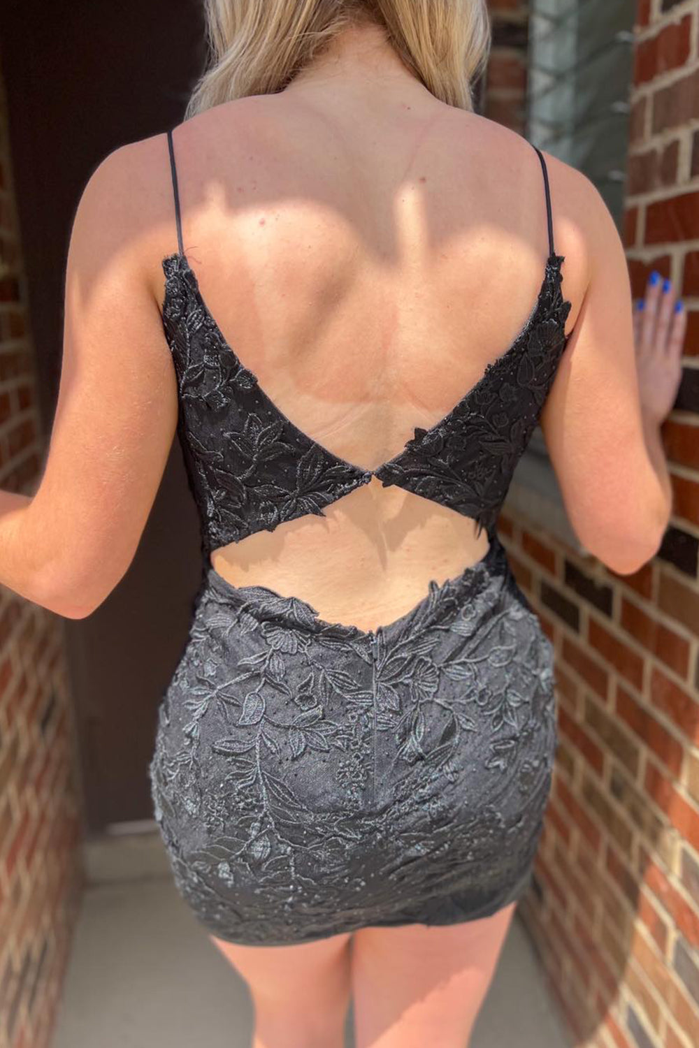 Red Homecoming Dresses Open Back Spaghetti Straps Appliques Tight Prom Dress