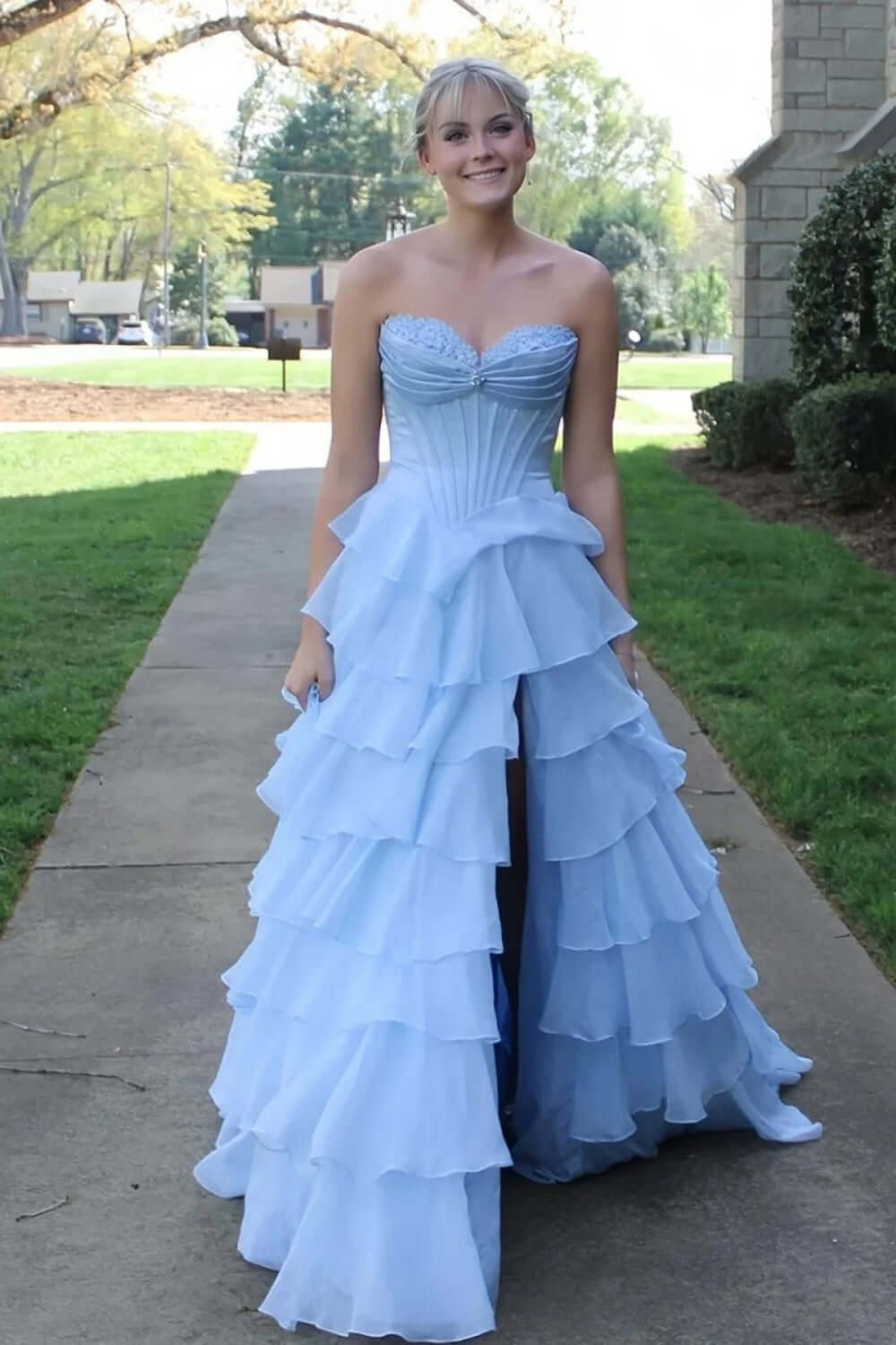 Red Prom Dress Ruffled Sweetheart A Line Chiffon Formal Dress With Lace