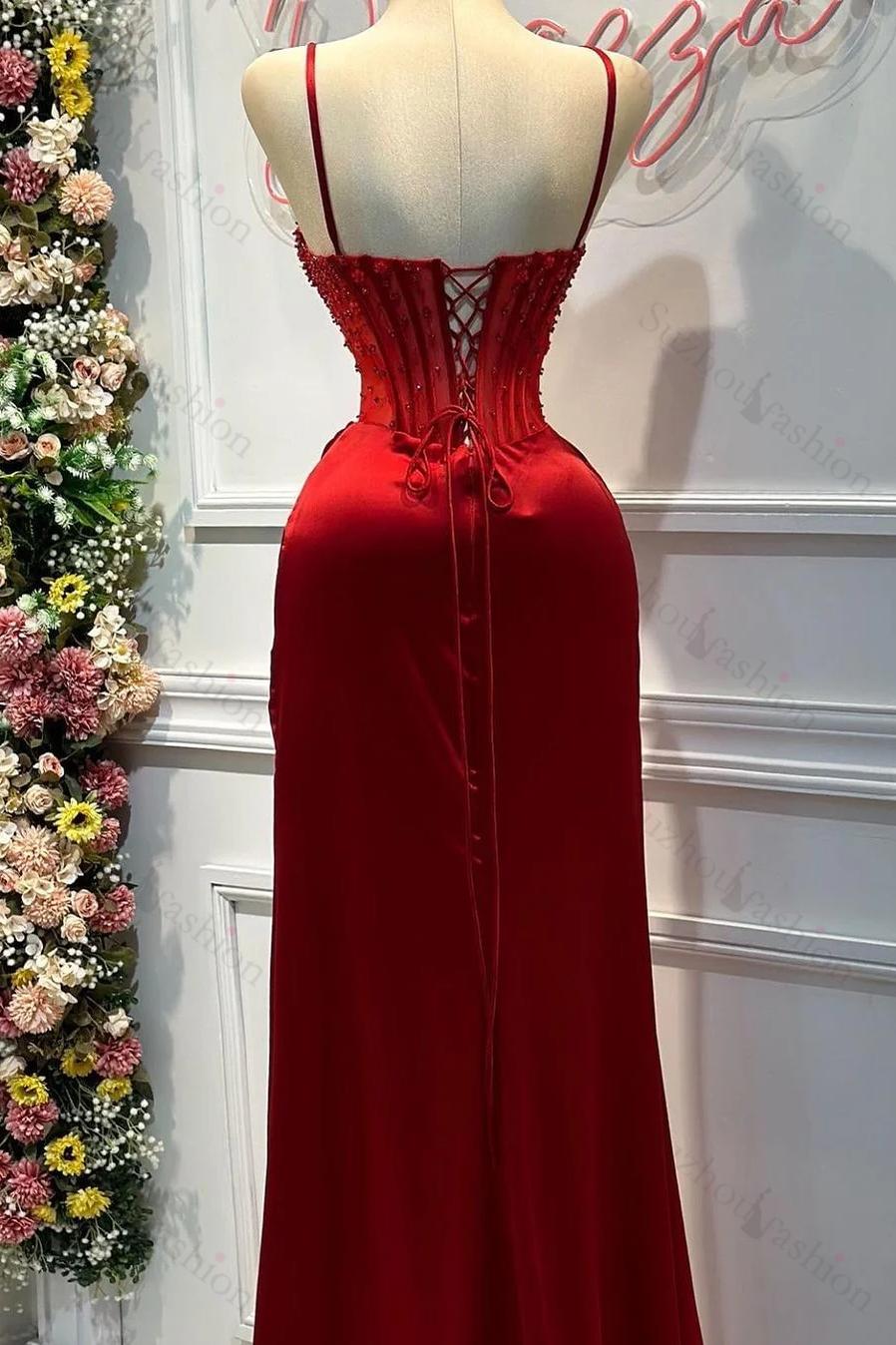 Red Prom Dress Spaghetti Strap Sleeveless Beading Long Evening Formal Dress With Split