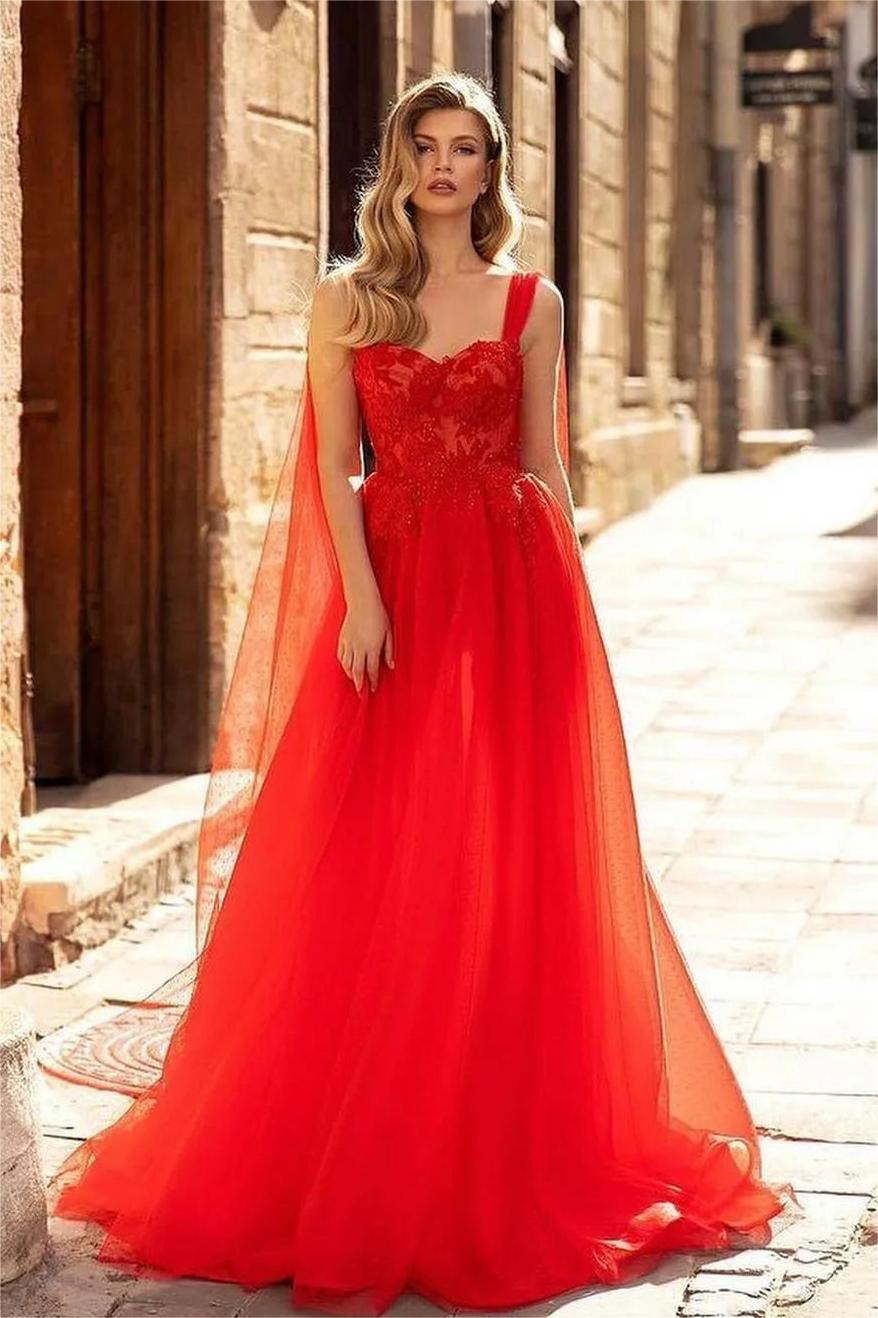 Red Prom Dress Spaghetti Strap Sweetheart Sleeveless Evening Formal Dress With Appliques
