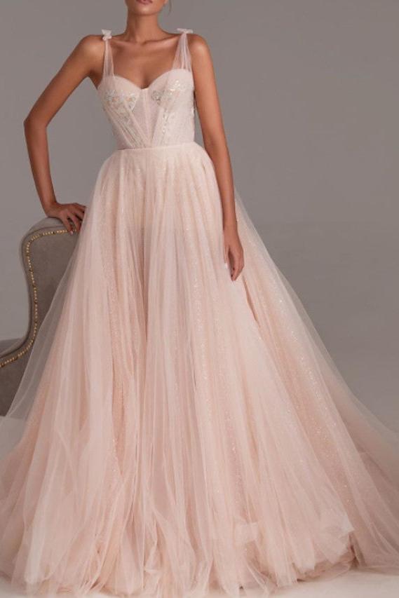 Romantic A-Line Wedding Dress Sweetheart Spaghetti Strap Lace Tulle 3/4 Sleeve Bridal Gowns in Color