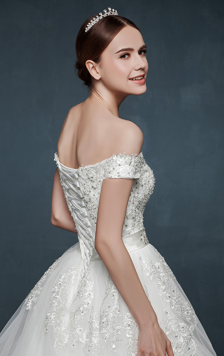 Royal Off the Shoulder Princess Ball Gown Wedding Dresses Lace Up Romantic Palace Custom Made Bridal Dresses