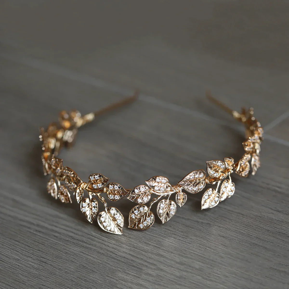 Wedding Hair Accessories Crystal Tiara Vintage Gold Color Baroque Headband Bride Hairband Party Leaf Headpiece Bridal Jewelry a