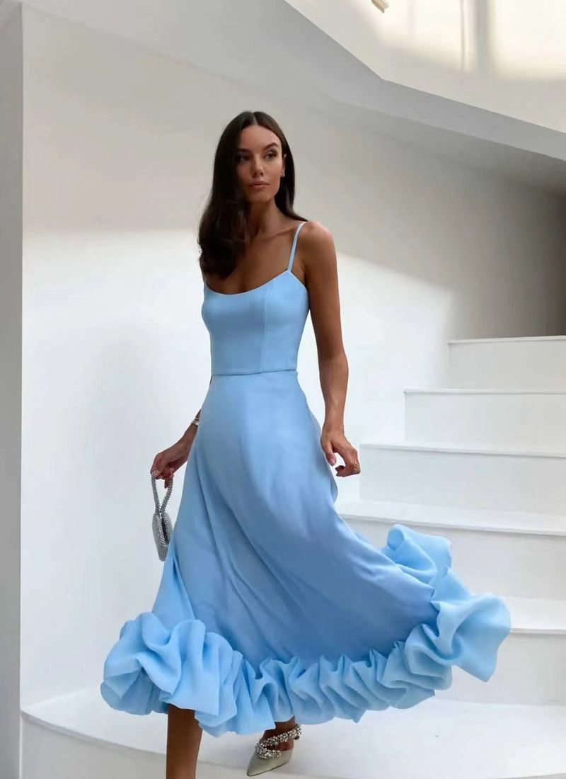 Giovanna Minimalist Stylish Gala Dress Boutique Collection