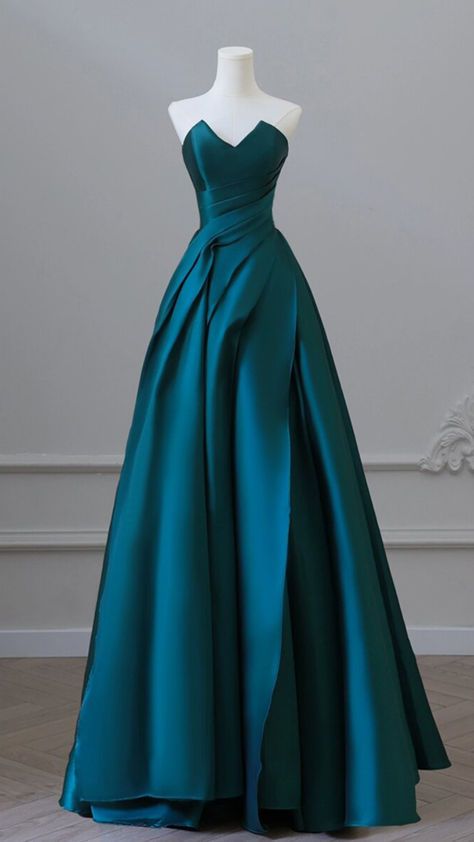 Pretty Ball Gown Sweetheart Satin Ruffles Long Prom Dresses Party Dress