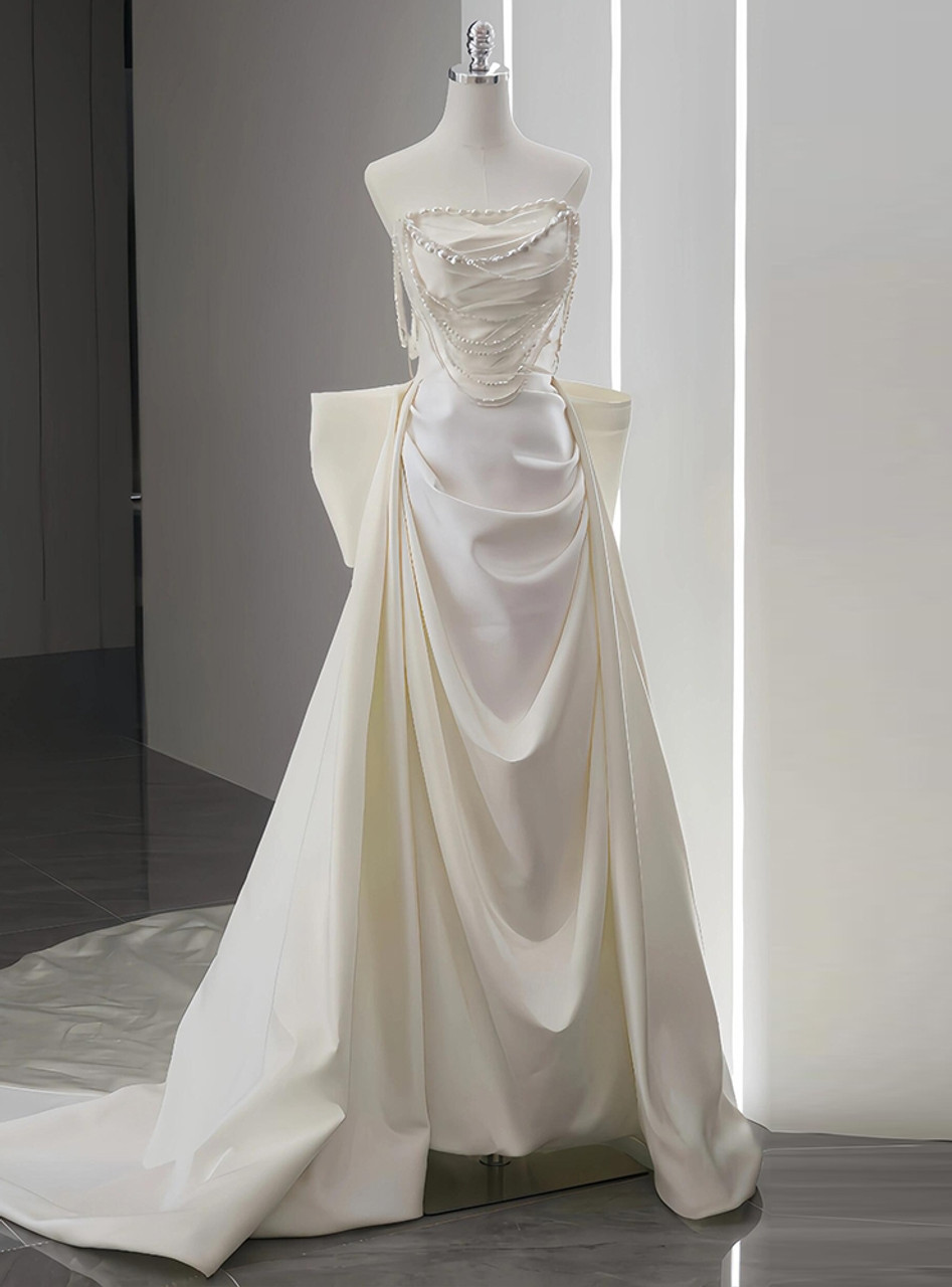 Unique Mermaid White Satin Strapless Pleats Long Satin Wedding Dress