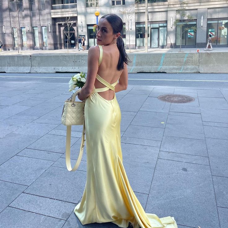 Gorgeous Mermaid Spaghetti Straps Floor Length Yellow Evening Dress Backless Prom Dresses - View 2 | VelvetHem