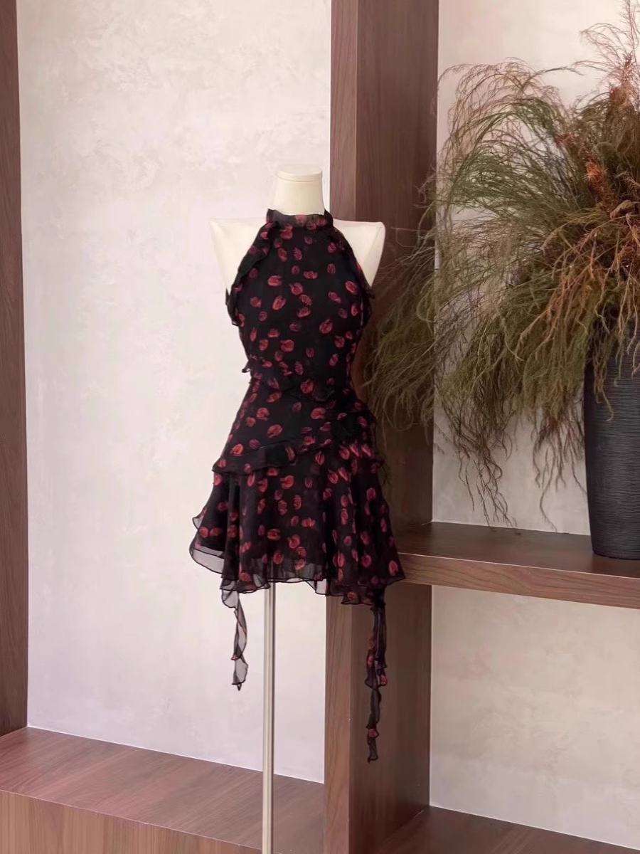 Sexy A Line Halter Ruffled Chiffon Black Flora Women's Holiday Dresses