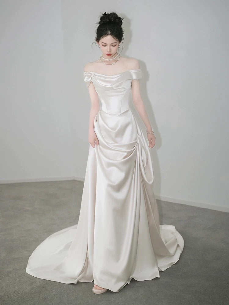Unique Mermaid Off The Shoulder Pleats Short Sleeves Satin Ivory Wedding Dresses
