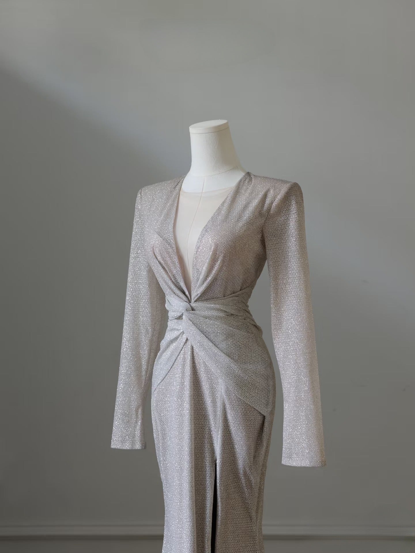 Pretty Mermaid V Neckline Sequin Long Sleeves Ruffles Long Prom Dresses Formal Evening Dress