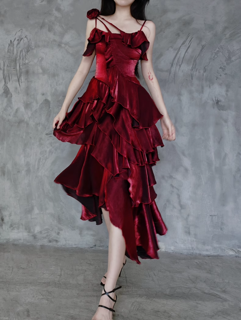 Pretty Irregular Ruffled Spaghetti Straps Burgundy Prom Dresses With Detachable Rose Long Birthday Dress For Women - View 2 | VelvetHem