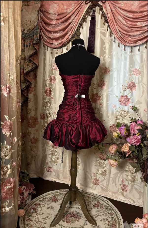 Vintage Sheath Strapless Burgundy Mini Dresses Homecoming Dress 16th Birthday Dresses - View 2 | VelvetHem