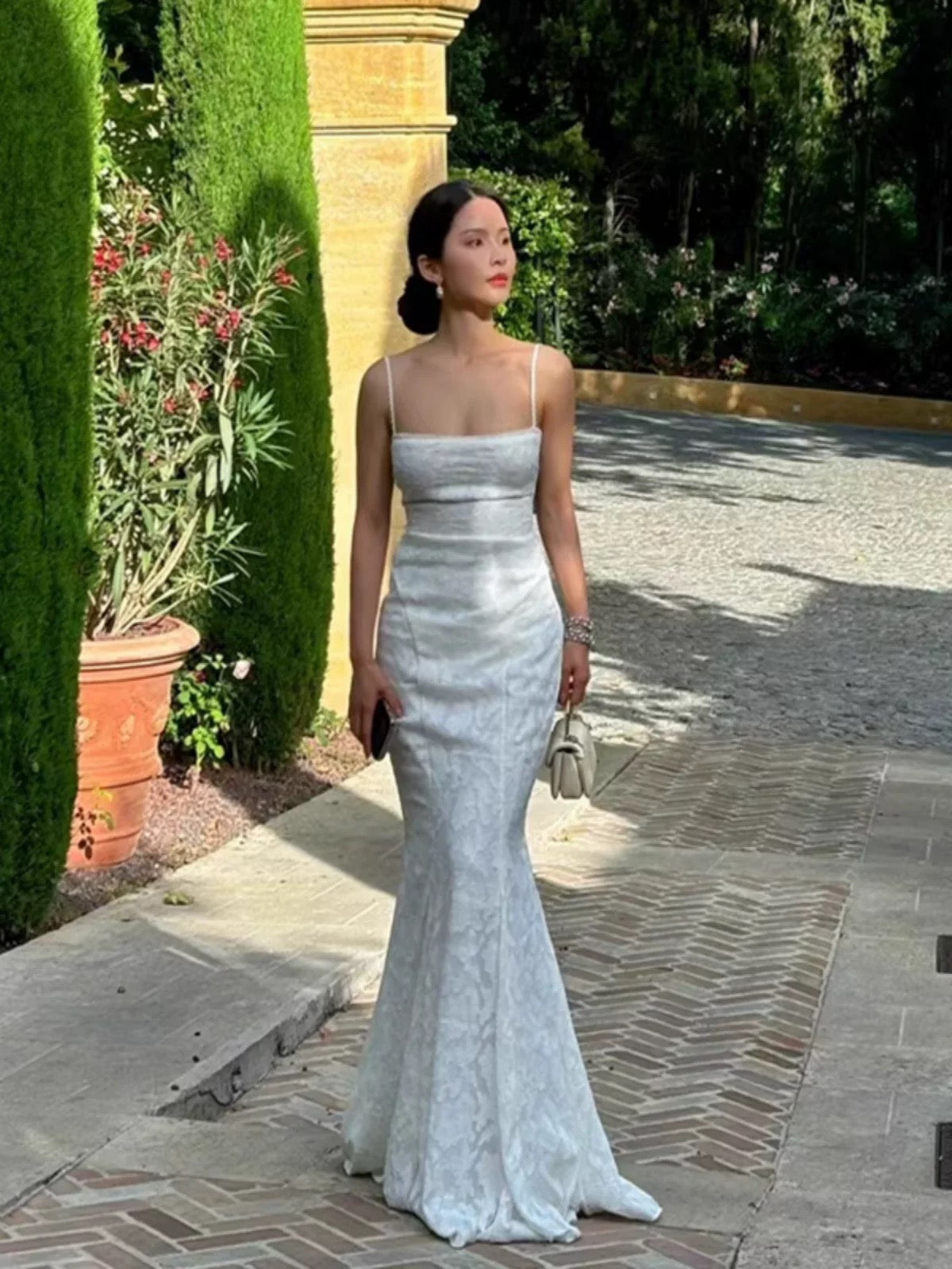 Modest Mermaid Spaghetti Straps Long White Prom Dresses Formal Graduation Party Dress Evening Dress