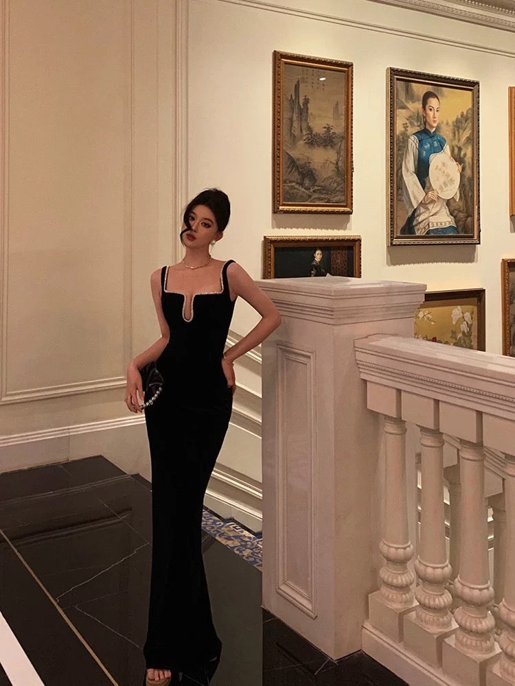 Sexy Sheath Spaghetti Straps Sleeveless Black Floor Length Prom Dresses Birthday Outfits - VelvetHem