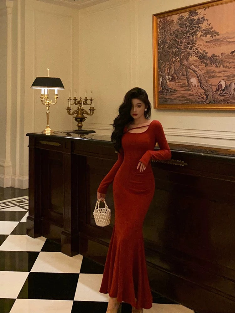 Gorgeous Mermaid Jewel Neckline Long Sleeves Date Night Dress Red Prom Dresses Birthday Outfits - VelvetHem