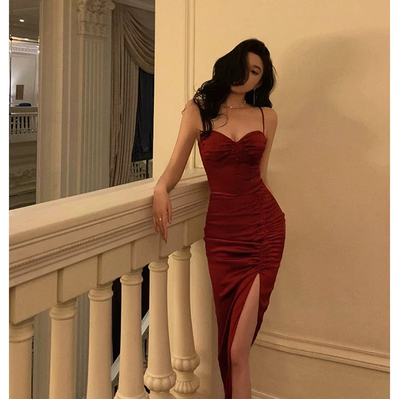 Gorgeous Sheath Spaghetti Straps Red Sleeveless Velvet Date Night Dress Prom Dresses Birthday Outfit - View 4 | VelvetHem