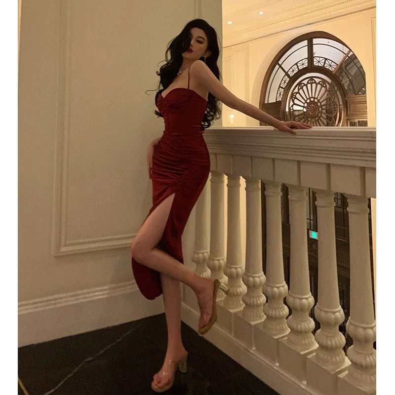 Gorgeous Sheath Spaghetti Straps Red Sleeveless Velvet Date Night Dress Prom Dresses Birthday Outfit - View 5 | VelvetHem