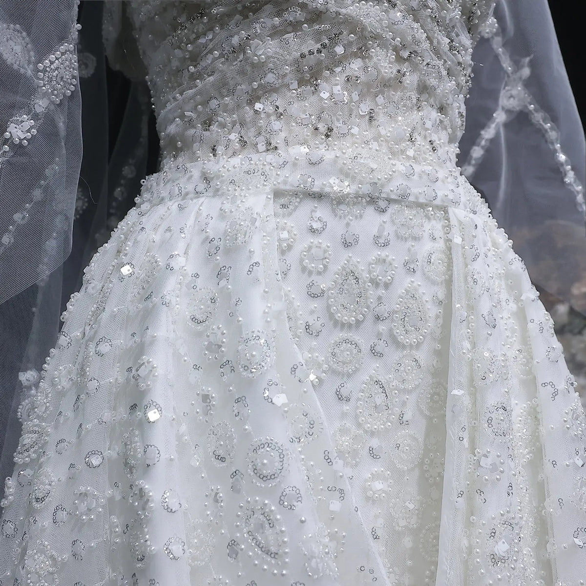 Luxury White Off-the-Shoulder Train Wedding Dress with Veil ZP153