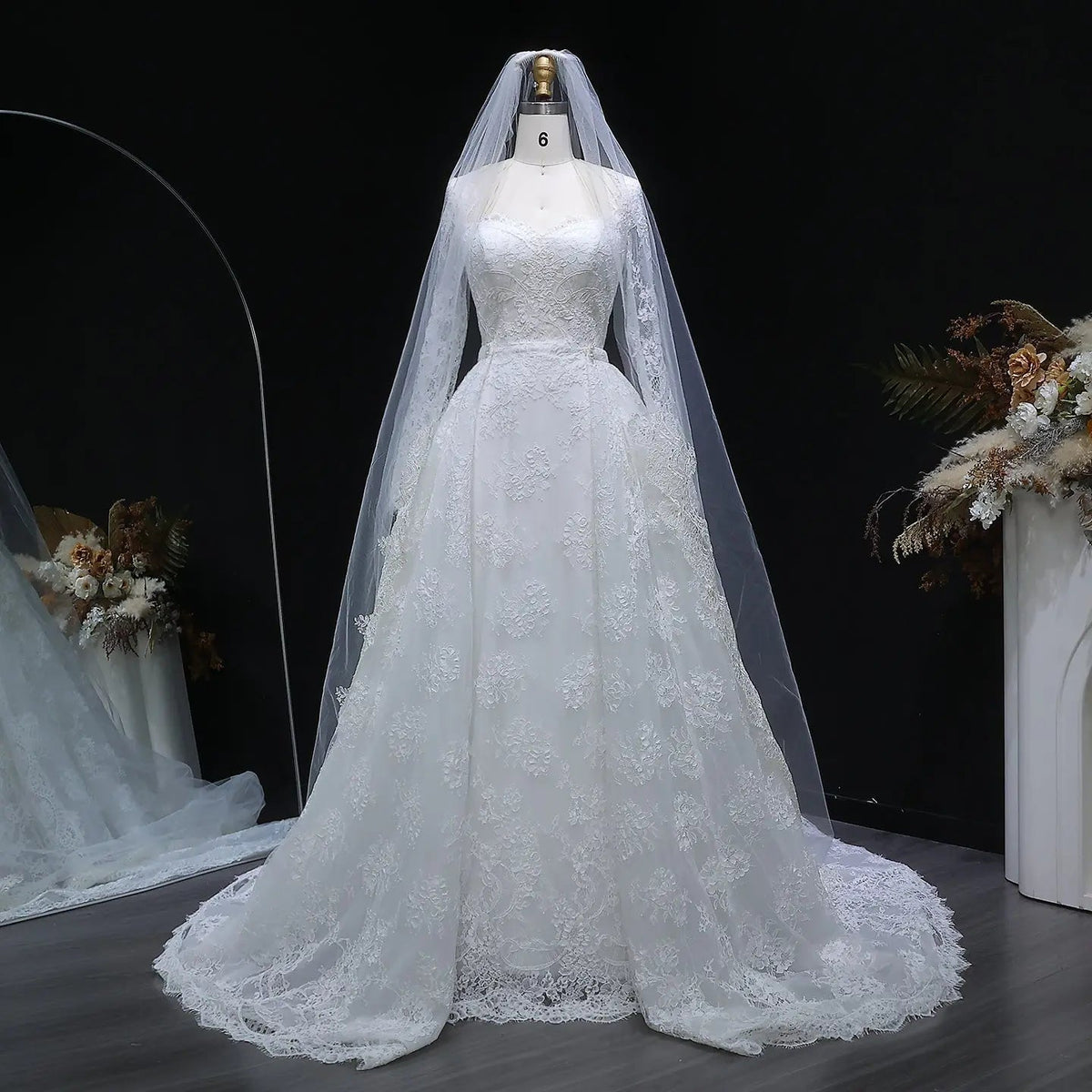 Luxury Lace Sweetheart Long Sleeve Wedding Dress ZP183