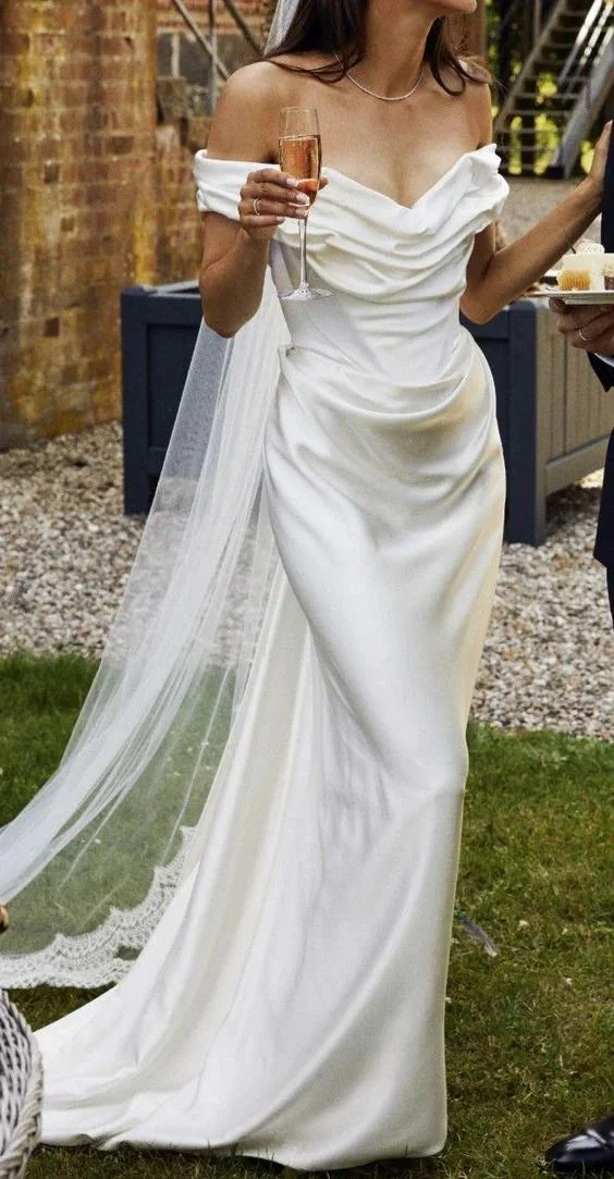 Classy Off The Shoulder Mermaid White Bridal Gown Wedding Dress,Formal Prom Evening Dress (ZD13731)