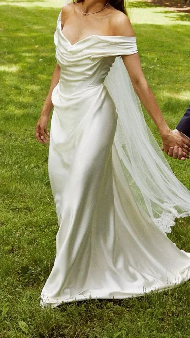 Classy Off The Shoulder Mermaid White Bridal Gown Wedding Dress,Formal Prom Evening Dress (ZD13731)