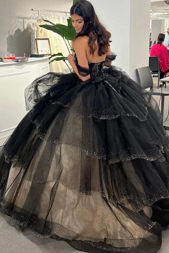 Sexy Ball Gown Off Shoulder Sleeveless Lace Appliques Ruffles Tiered Black Tulle Quinceanera Dresses Princess Gown Birthday Prom Party Gown For Sweet 16