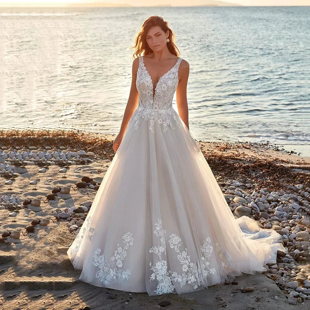 Sexy Deep V-neck A Line Vestidos De Novia Appliques Vestido De Noiva Backless Wedding Dresses Lace Robe De Mariée by payinti
