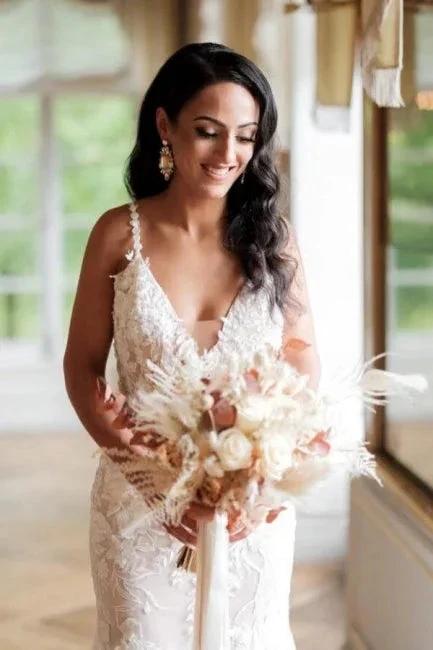 Sexy Long Mermaid V-neck Sleeveless Wedding dresses With Lace (ZD15613) - VelvetHem