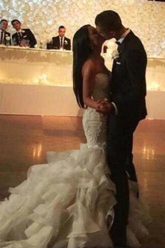 Sexy Mermaid Tiered  Wedding Dress Off the Shoulder Beading Long Bridal Gown
