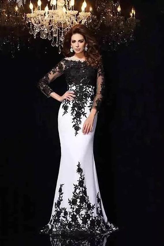 Sexy Mermaid Wedding Dress Bateau Lace Tulle Lace Long Sleeves Bridal Gowns with Sweep Train