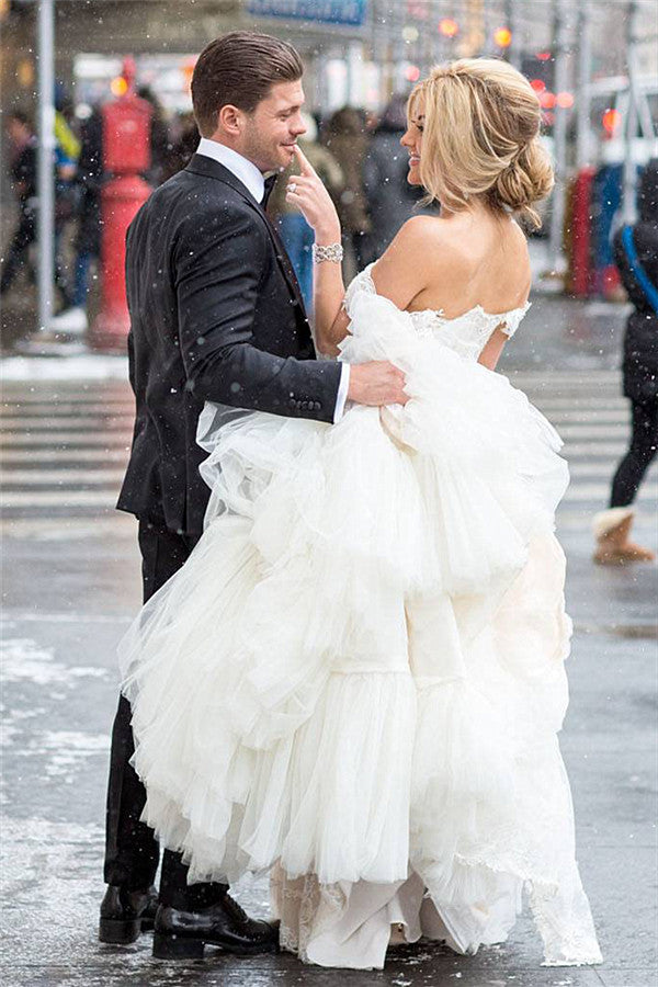 Sexy Mermaid  Wedding Dress Strapless Lace Tulle Bridal Gowns with Cathedral Train