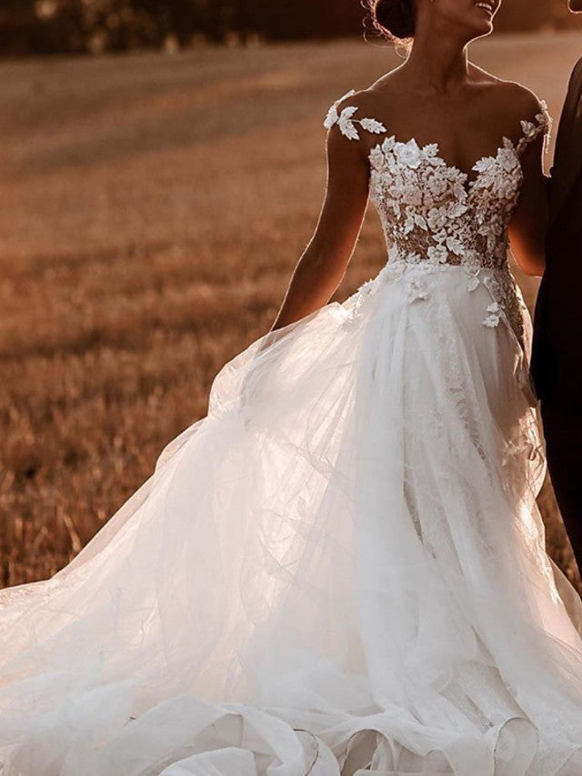 Sexy See-Through A-Line Beach Wedding Dress Jewel Lace Tulle Short Sleeve Bridal Gowns Sweep Train