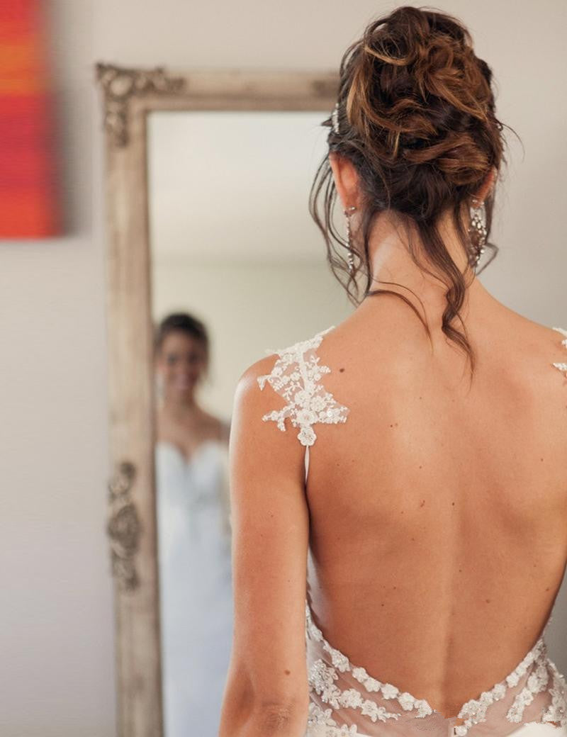 Sexy  Summer Bridal Gowns Spaghetti Straps Lace Beading Open Back New Wedding Dresses