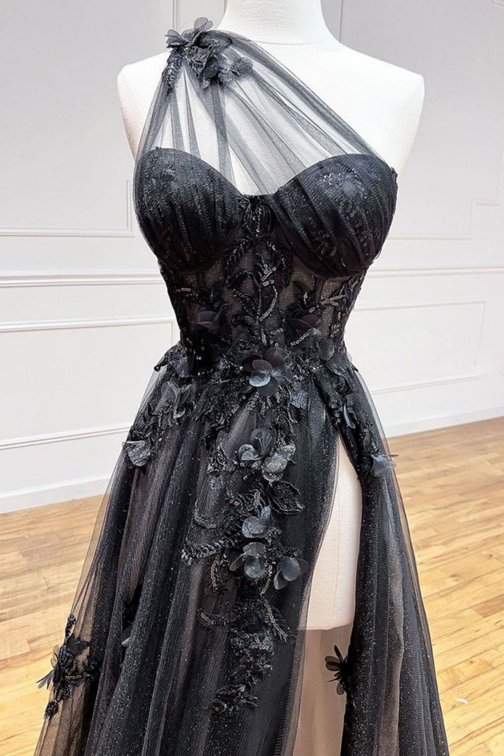 Sexy Black A-Line One Shoulder Long Prom Dress With Appliques - View 2 | VelvetHem