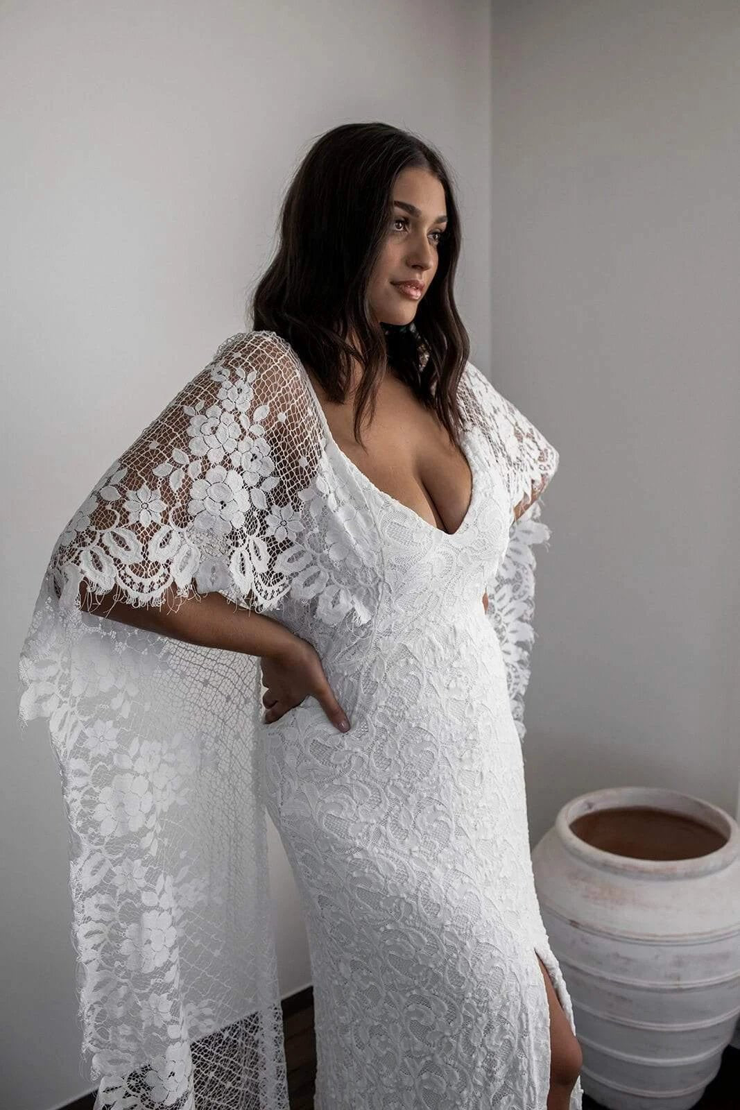 Sheath Scoop Backless Lace Wedding Dress with Split Wraps (ZD16047)