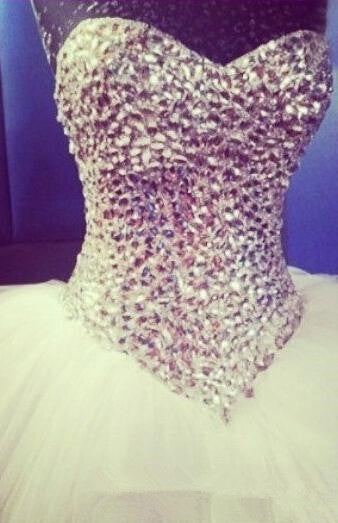Shiny Crystals Sweetheart  Wedding Dress with Puffy Tulle Skirt Bridal Ball Gowns