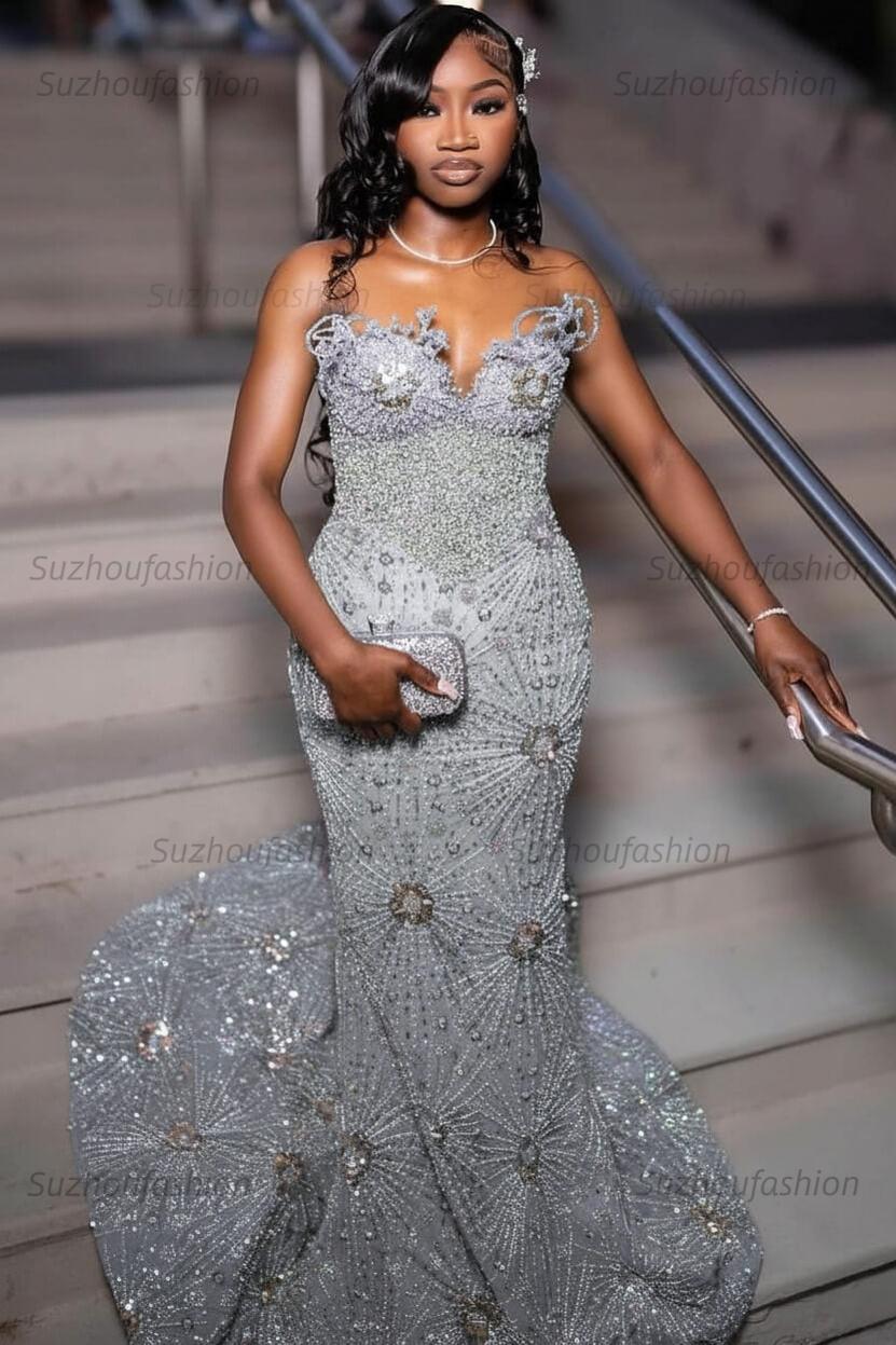 Green Prom Dress Sleeveless Formal Evening Gown with Rhinestones and Beadings
