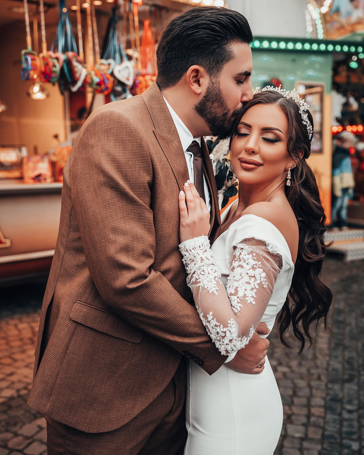 Simple V-neck Lace Mermaid Beach Wedding Dresses with Sleeves